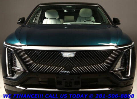 2024 Cadillac LYRIQ Luxury 1