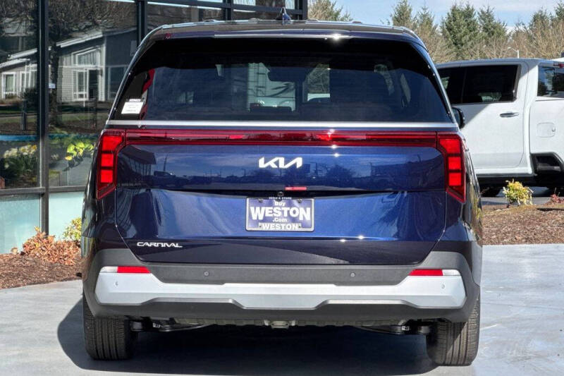 2026 Kia Carnival LX