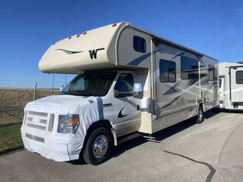 2023 Winnebago Minnie Winnie 331K