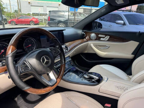 2017 Mercedes-Benz E-Class E 300