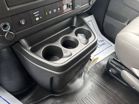 2025 Chevrolet Express 2500