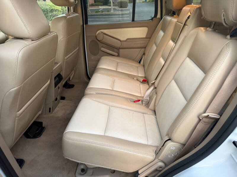 2010 Ford Explorer Eddie Bauer