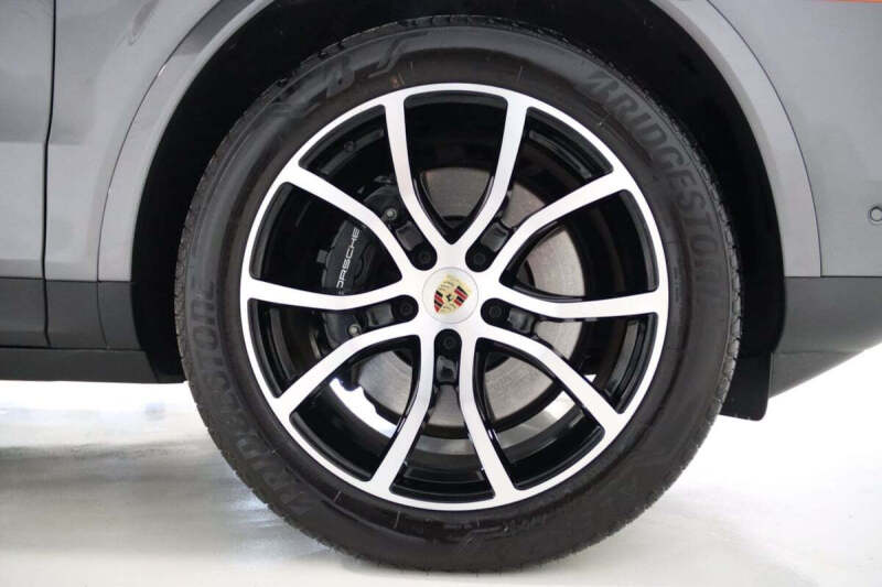 2024 Porsche Cayenne