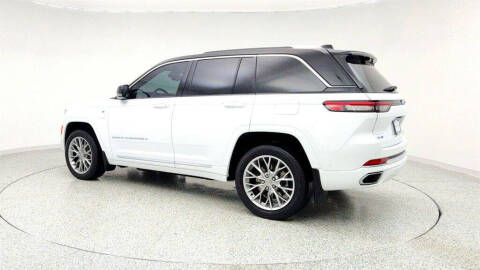 2022 Jeep Grand Cherokee