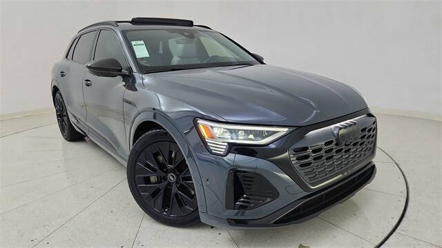 2024 Audi Q8 e-tron quattro Prestige