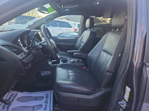 2015 Dodge Grand Caravan R/T