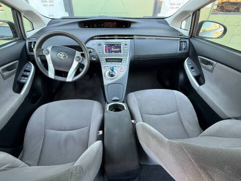 2014 Toyota Prius Five