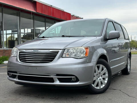 2013 Chrysler Town and Country for sale at MAGIC AUTO SALES in Little Ferry NJ