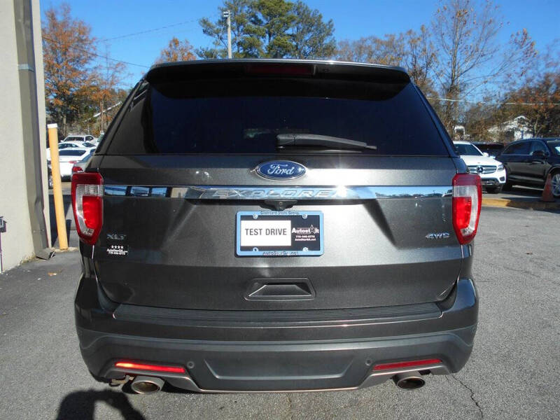 2018 Ford Explorer XLT
