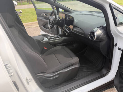 2025 Chevrolet Equinox EV LT 1