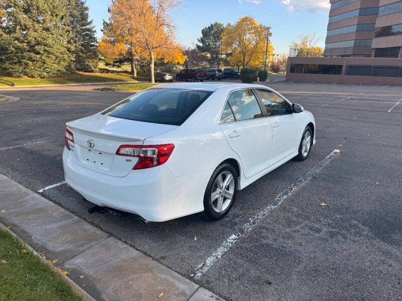 2014 Toyota Camry SE
