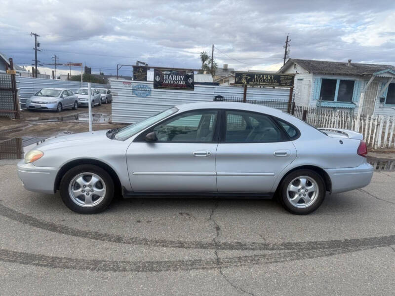 2005 Ford Taurus SE