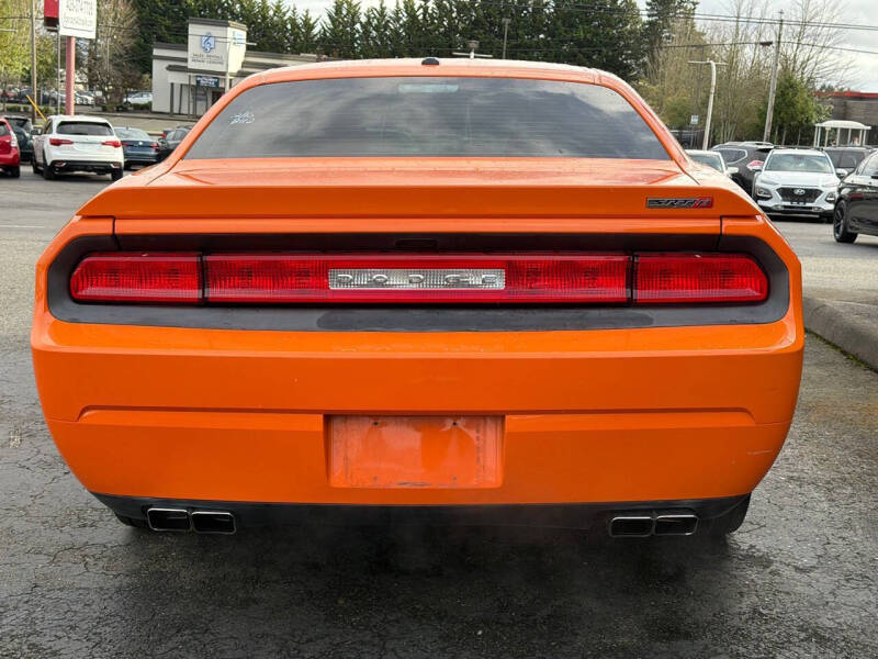 2012 Dodge Challenger SRT8 392