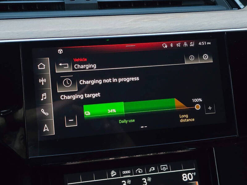 2024 Audi Q8 e-tron quattro Premium Plus