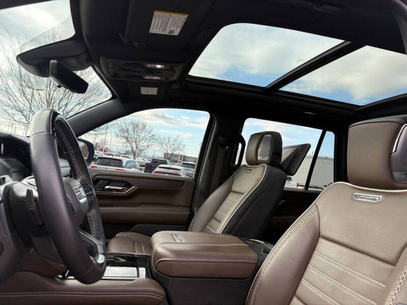 2025 GMC Yukon Denali Ultimate