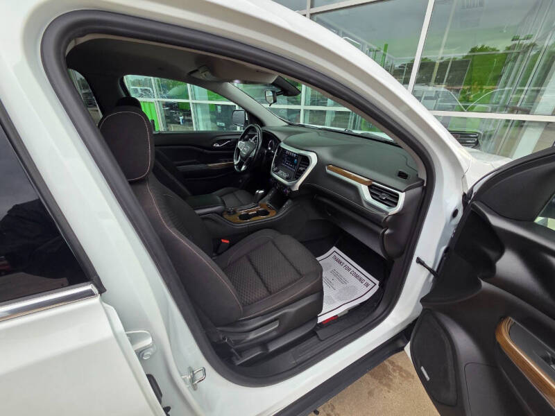 2018 GMC Acadia SLE-2