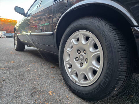 2002 Jaguar XJ-Series XJ8