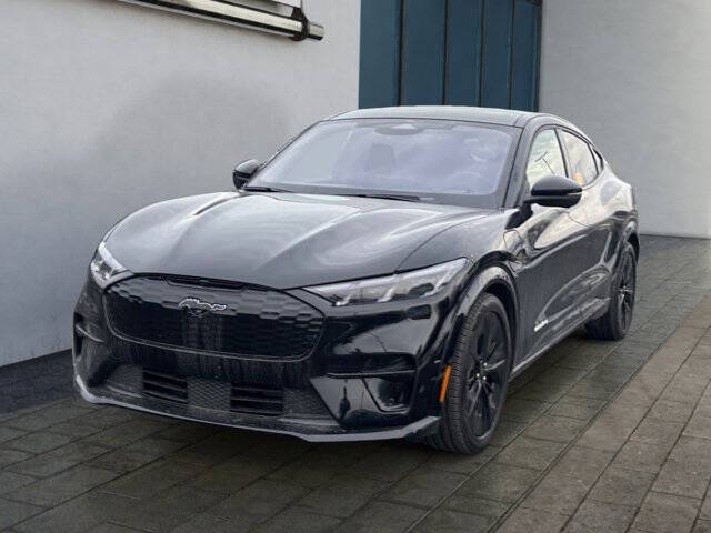 2025 Ford Mustang Mach-E GT