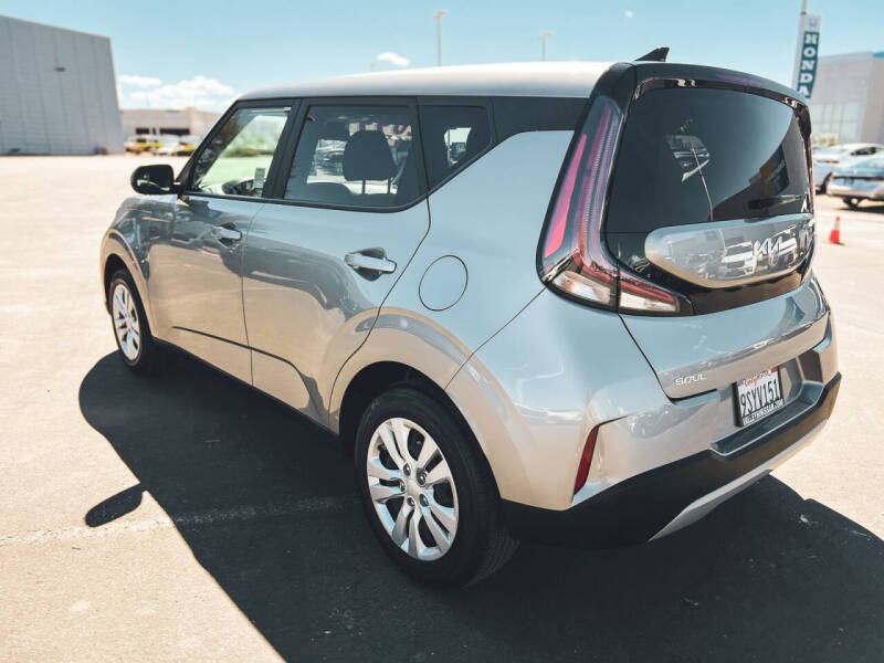 2025 Kia Soul LX