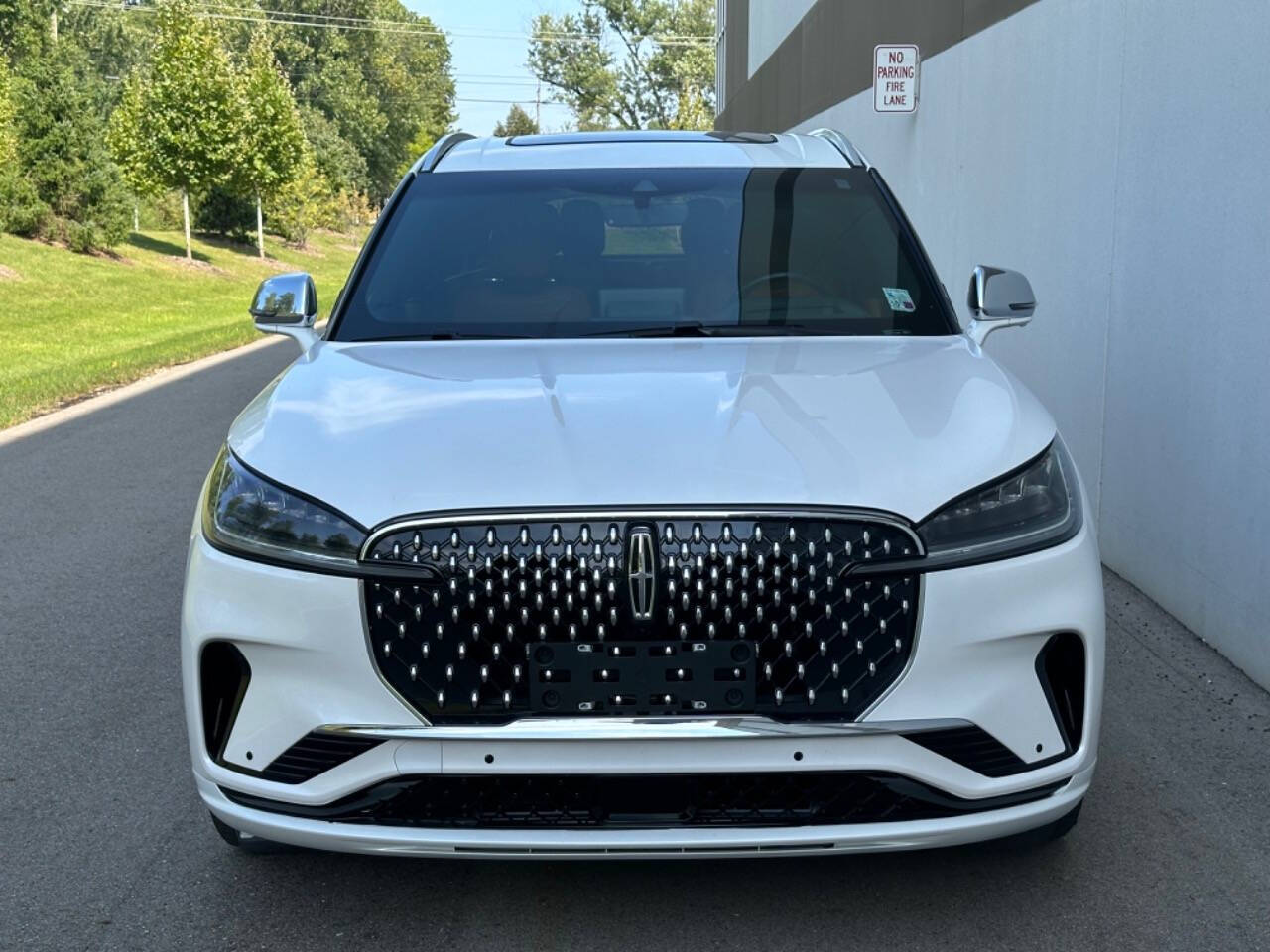 2020 Lincoln Aviator for sale at Phoenix Motor Co in Romulus, MI