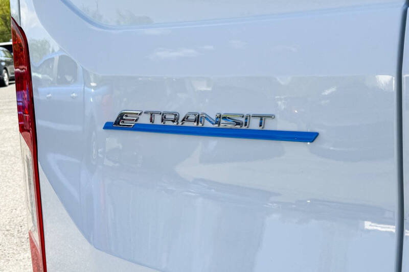 2023 Ford E-Transit 350