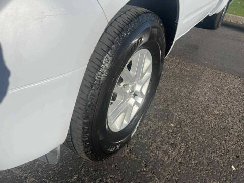 2017 Nissan Frontier SV V6