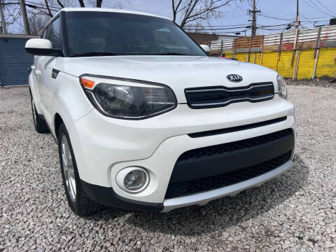 2017 Kia Soul +