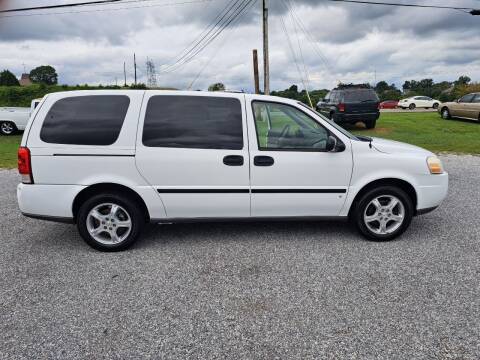 2007 Chevrolet Uplander for sale at CAR-MART AUTO SALES in Maryville TN