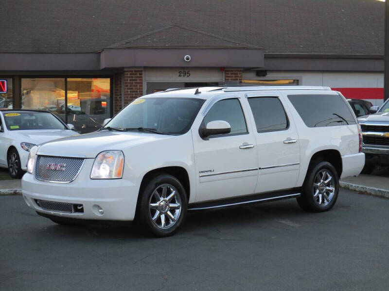 2013 GMC Yukon XL for sale at Lynnway Auto Sales Inc in Lynn MA