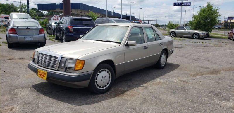 1992 Mercedes-Benz 300-Class for sale at Plaza Motors in Richmond VA