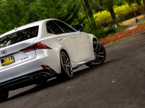 2018 Lexus IS 300