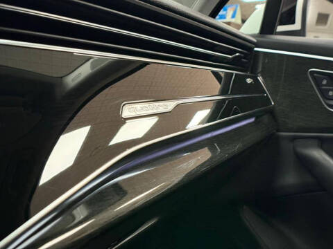 2022 Audi Q7 quattro Premium Plus 55 TFSI
