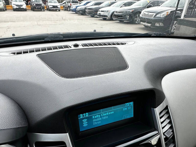 2015 Chevrolet Cruze LS Auto