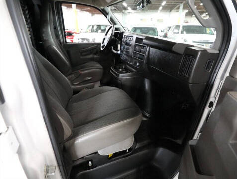 2024 GMC Savana 2500