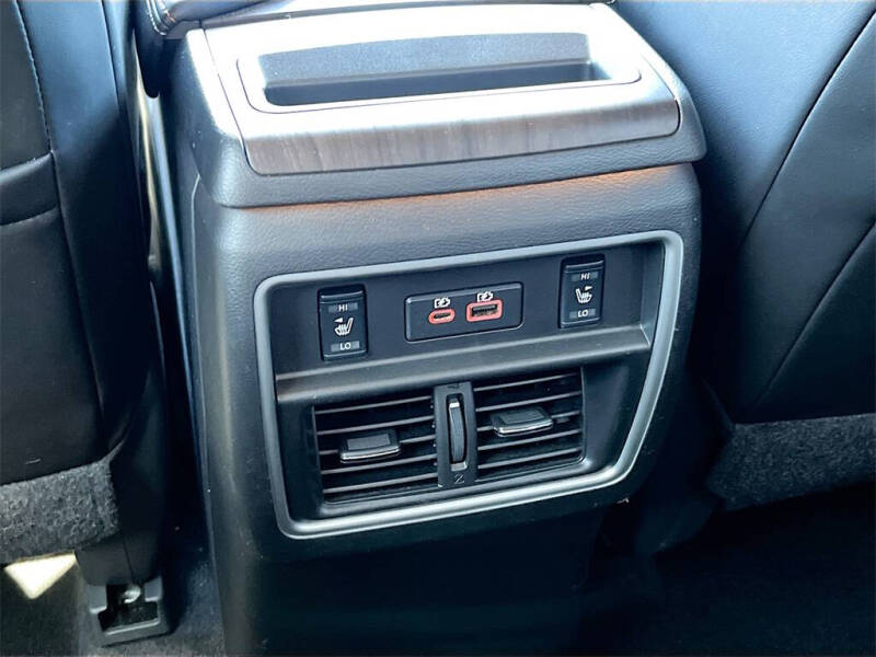 2023 Nissan Murano Platinum