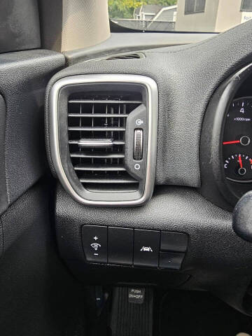 2022 Kia Sportage LX