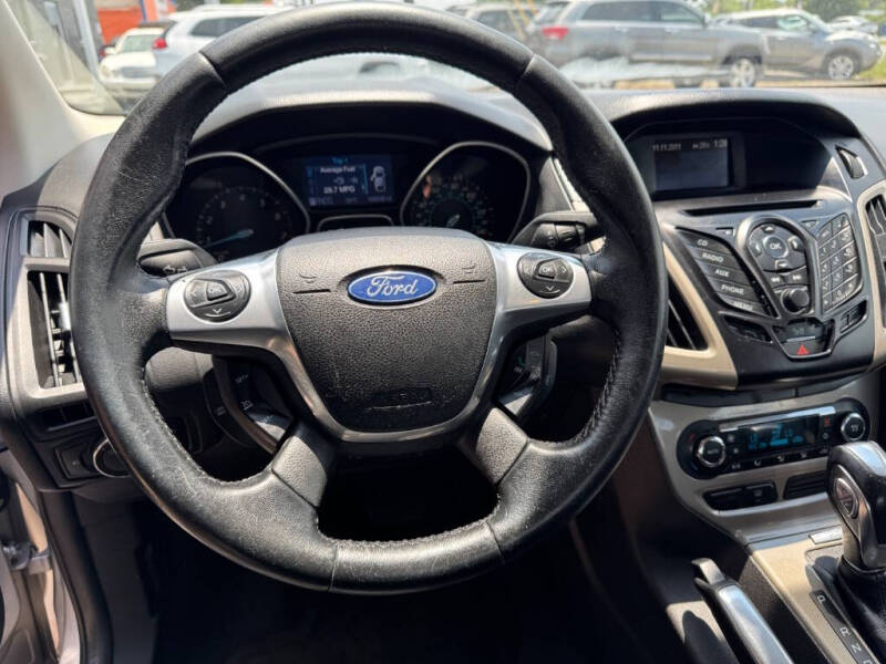 2012 Ford Focus SEL