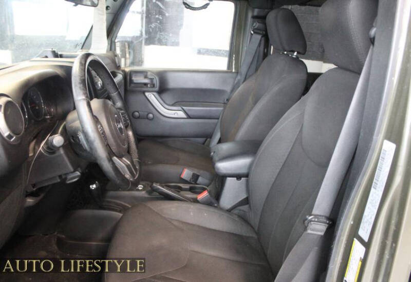 2015 Jeep Wrangler Unlimited Sport