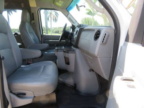 2014 Ford E-Series E-150