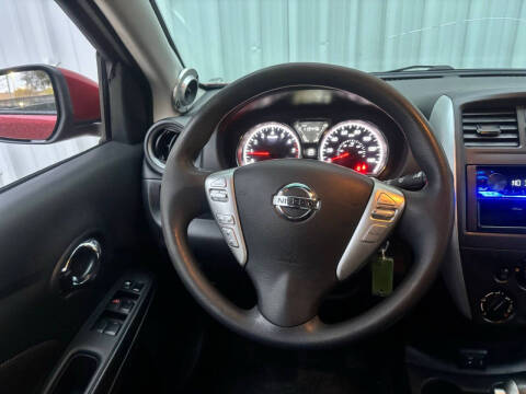 2019 Nissan Versa