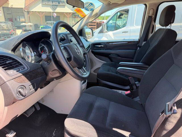 2016 Dodge Grand Caravan American Value Package