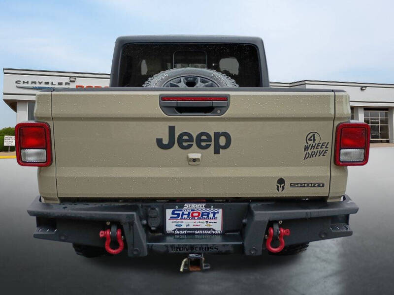 2020 Jeep Gladiator Sport