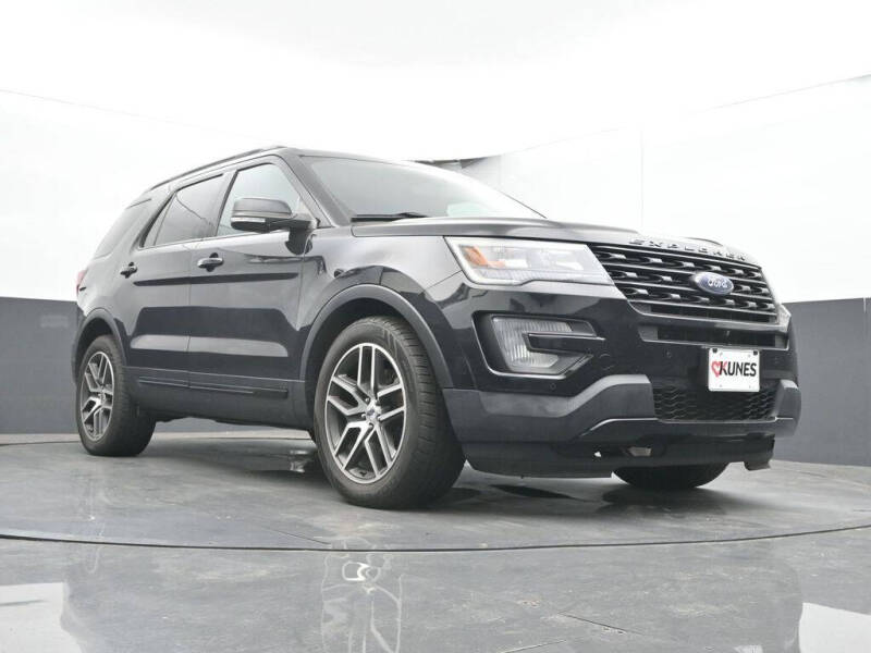 2017 Ford Explorer Sport