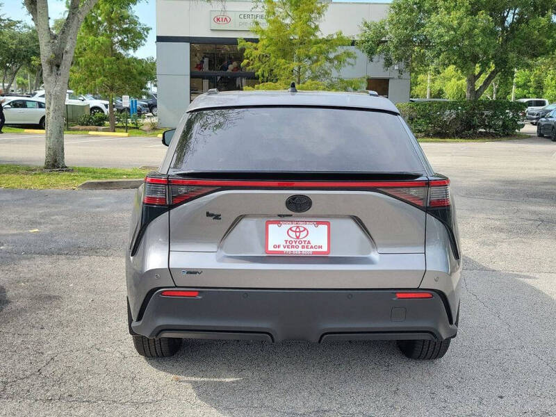 2026 Toyota bZ XLE Plus