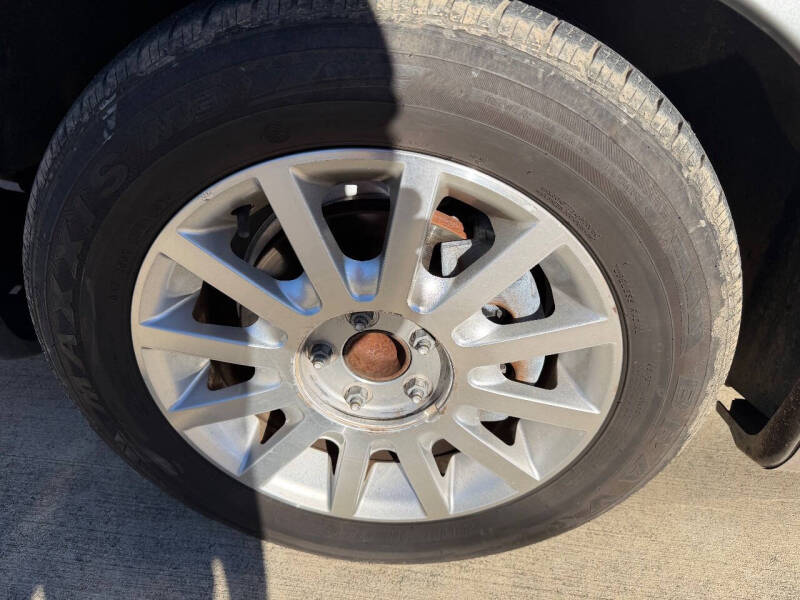 2006 Lincoln Town Car Signature