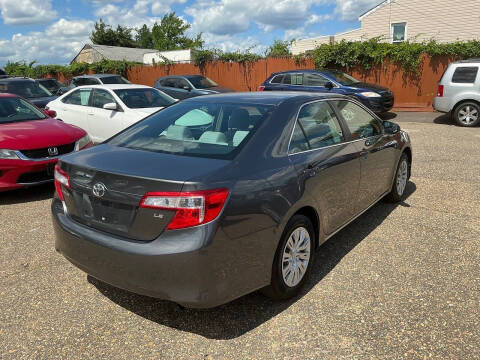 2012 Toyota Camry LE