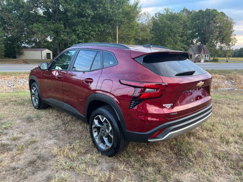 2024 Chevrolet Trax LT