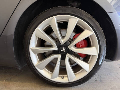 2018 Tesla Model 3 Performance