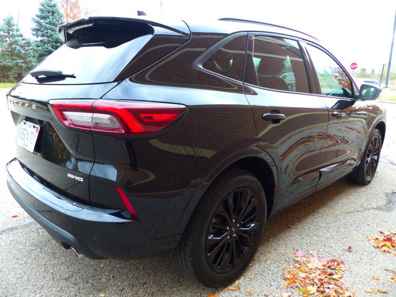 2024 Ford Escape ST-Line Elite