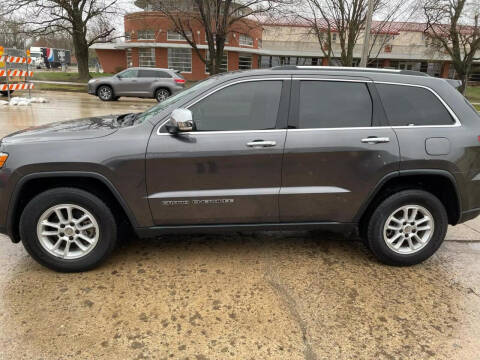2017 Jeep Grand Cherokee for sale at Mulder Auto Tire and Lube in Orange City IA